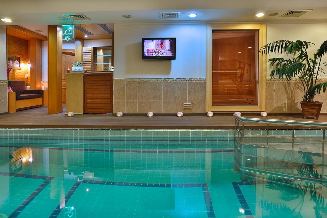 แกรนด์ ฮิลลาเรี่ยม โฮเต็ล Hotel อิสตันบูล ภายนอก รูปภาพ